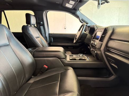 Used 2020 Ford Expedition XLT w/ Equipment Group 202A image 26