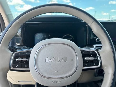 Used 2024 Kia Sorento SX Prestige AWD/4WD image 8