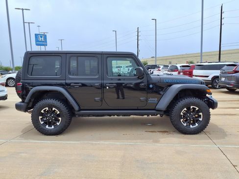 Used 2024 Jeep Wrangler Unlimited Rubicon 4xe AWD/4WD image 8