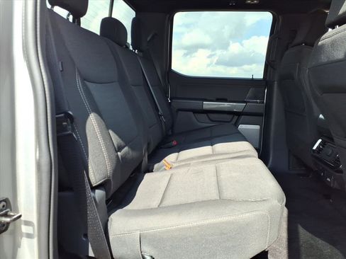 Certified 2022 Ford F150 XLT w/ Equipment Group 302A High image 9