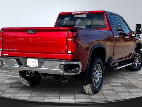 Used 2026 Chevrolet Silverado 2500 LTZ w/ LTZ Premium Package image 2