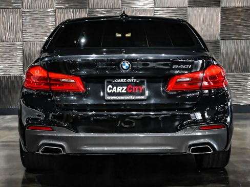 Used 2017 BMW 540i RWD image 9