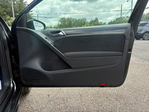 Used 2011 Volkswagen Golf 2-Door FWD image 12