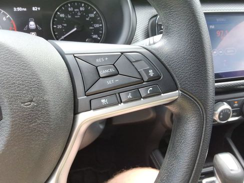 Used 2023 Nissan Kicks SV FWD image 26