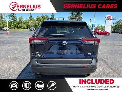 Used 2023 Toyota RAV4 XLE w/ Convenience Package AWD/4WD image 7