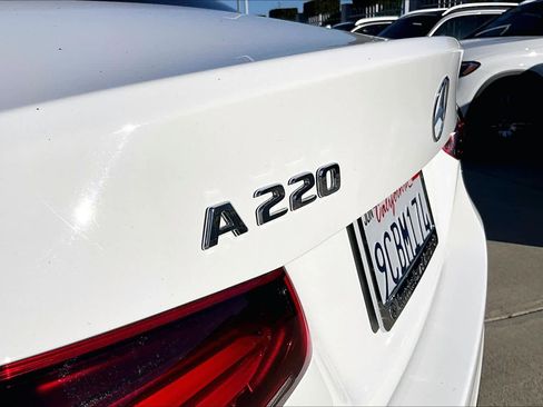 Used 2022 Mercedes-Benz A 220 image 9