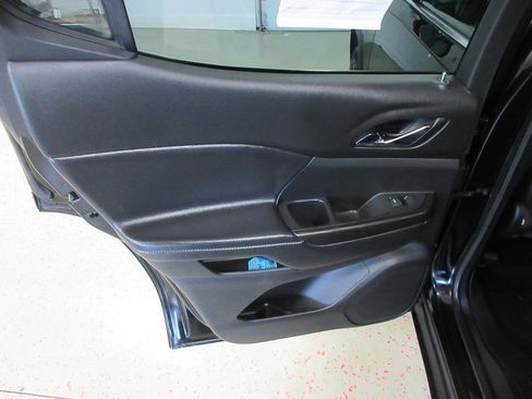 Used 2019 GMC Acadia SLT w/ LPO, Floor Liner Package AWD/4WD image 27