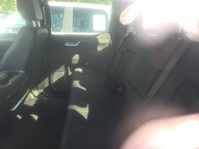 Used 2026 Chevrolet Silverado 1500 High Country w/ Technology Package AWD/4WD image 15
