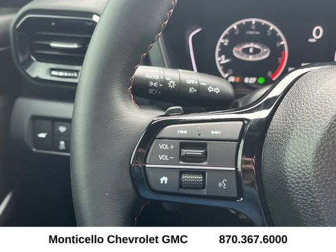 Used 2025 Honda Pilot TrailSport image 20