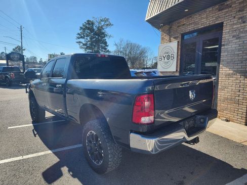 Used 2017 RAM 2500 SLT image 4