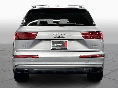 Used 2017 Audi Q7 3.0T Premium Plus w/ Premium Plus Package image 4