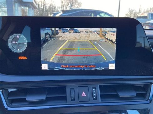 Certified 2024 Lexus ES 350 w/ Premium Package image 20