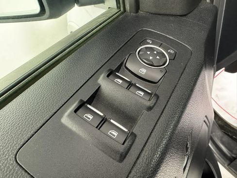 Used 2016 Ford F150 XLT w/ Equipment Group 302A Luxury AWD/4WD image 36