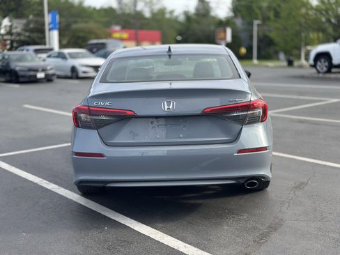 Used 2024 Honda Civic Sport image 6