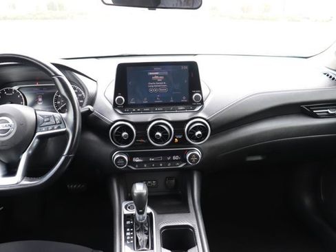 Used 2020 Nissan Sentra SV FWD image 13