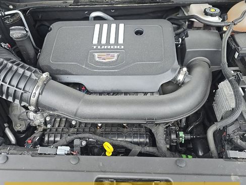 Used 2024 Cadillac XT6 Luxury w/ LPO, Floor Liner Package AWD/4WD image 17