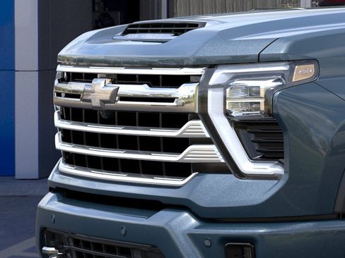 New 2026 Chevrolet Silverado 3500 High Country w/ Technology Package AWD/4WD image 13
