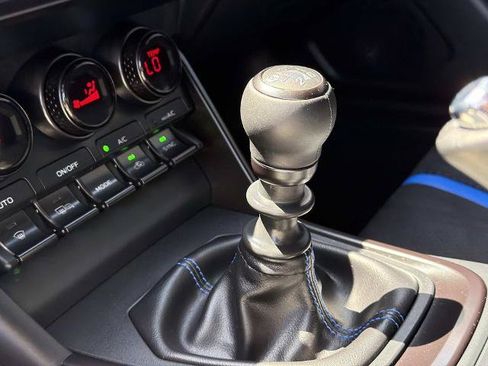 Used 2025 Subaru BRZ tS w/ Popular Package 1 RWD image 22
