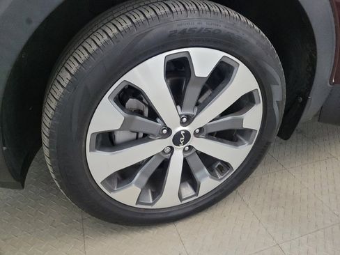 Used 2022 Kia Telluride EX w/ EX Premium Package FWD image 31