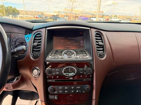 Used 2017 INFINITI QX50 AWD w/ Premium Plus Package image 29