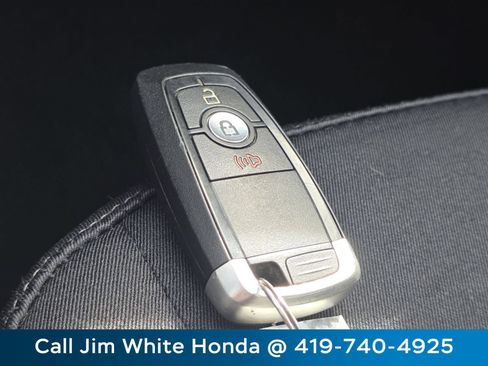 Used 2017 Ford Edge SEL FWD image 32