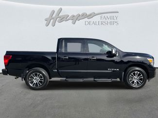 Used 2024 Nissan Titan SV w/ SV Convenience Package video 2