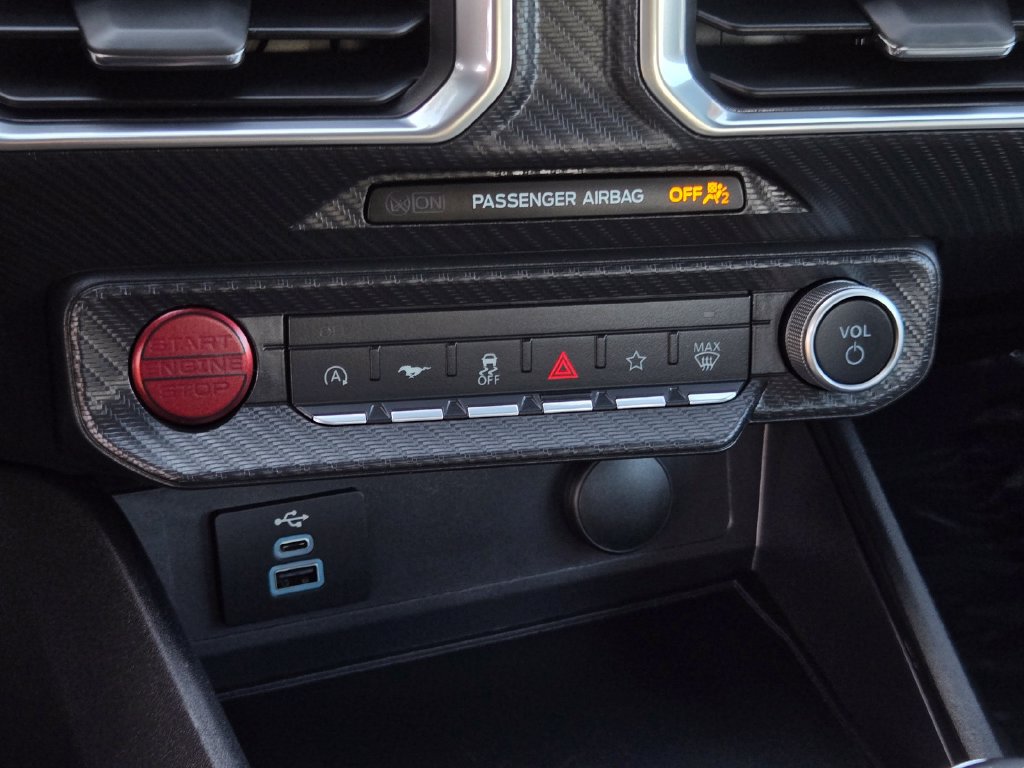 Used 2025 Ford Mustang GT Premium RWD image 19
