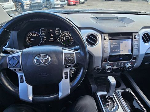 Used 2018 Toyota Tundra Platinum image 17