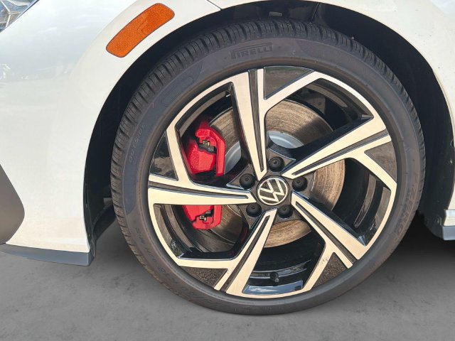 New 2026 Volkswagen GTI SE FWD image 11