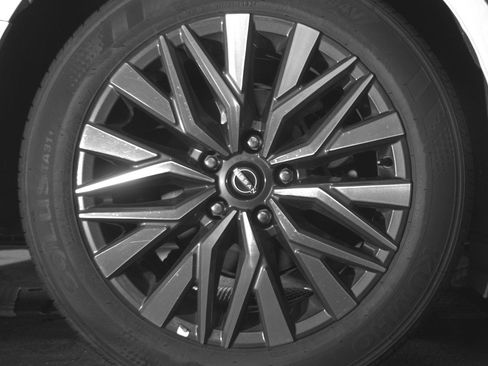 Used 2025 Nissan Altima 2.5 SV image 15