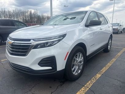 Used 2023 Chevrolet Equinox LS w/ LS Convenience Package