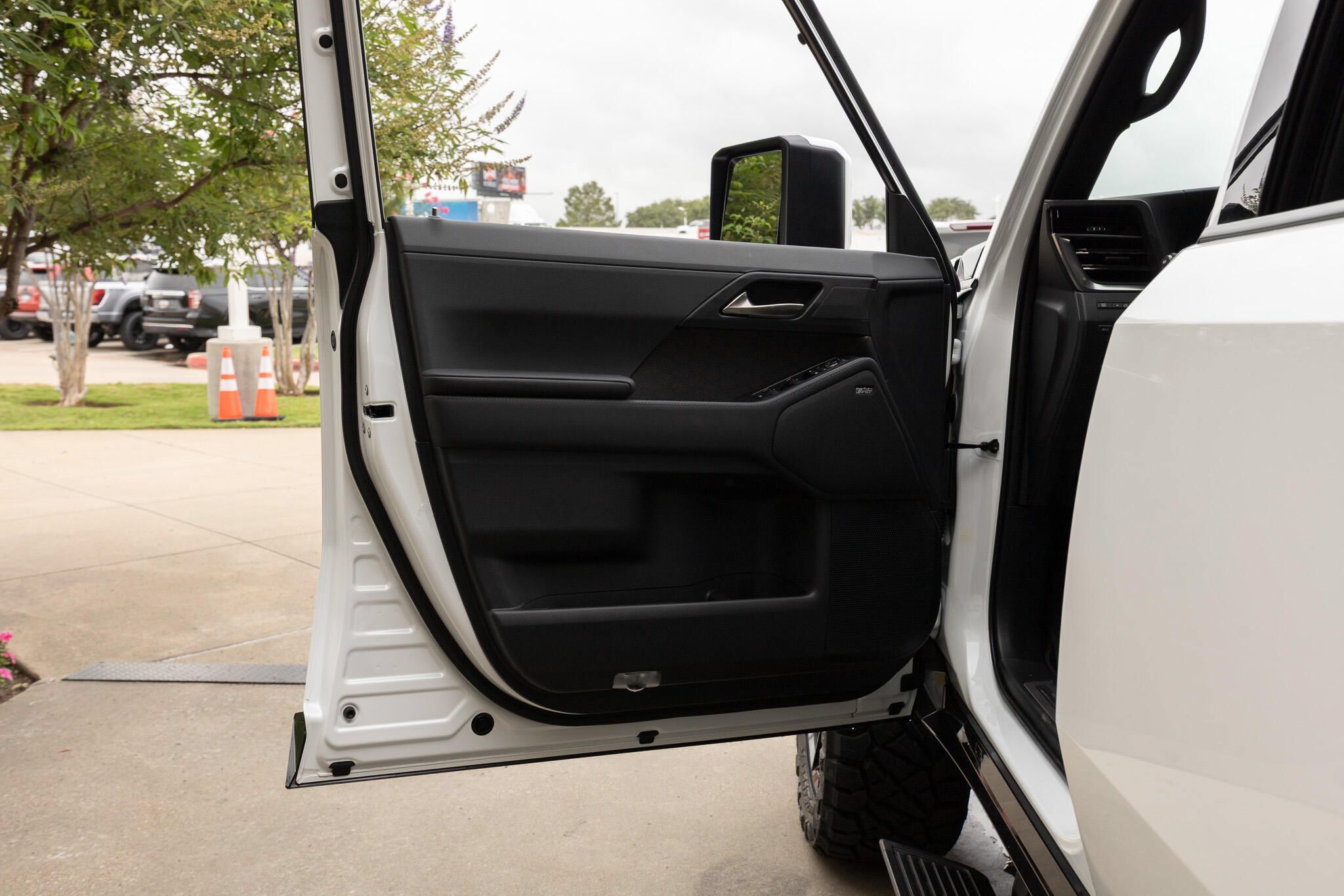 Used 2026 Lexus GX 550 w/ Accessory Package (2T) AWD/4WD image 45