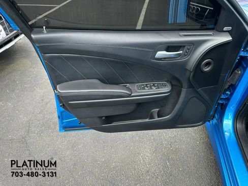 Used 2019 Dodge Charger Scat Pack w/ Plus Group RWD image 15