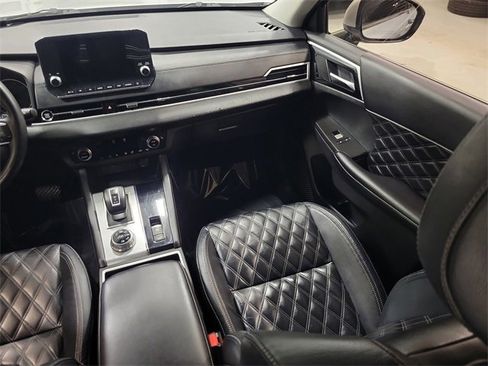 Used 2022 Mitsubishi Outlander SEL image 11
