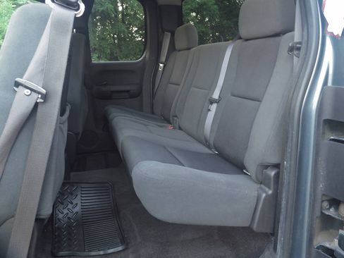 Used 2009 GMC Sierra 1500 SLE w/ Power Pack Plus AWD/4WD image 9