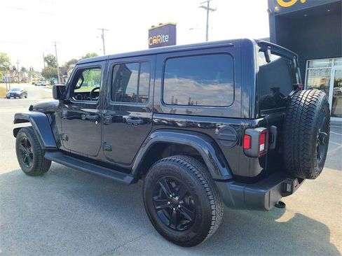 Used 2021 Jeep Wrangler Unlimited Sahara image 9