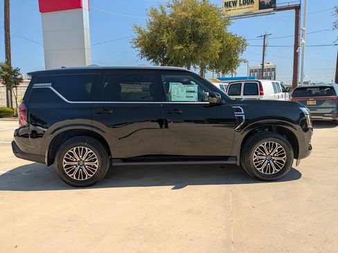 New 2026 Nissan Armada SL w/ Captain's Chari Seat Package image 2