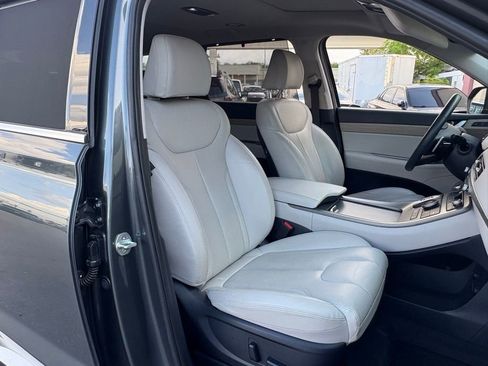 Used 2022 Hyundai Palisade SEL w/ 8P Bench Seat Package FWD image 17
