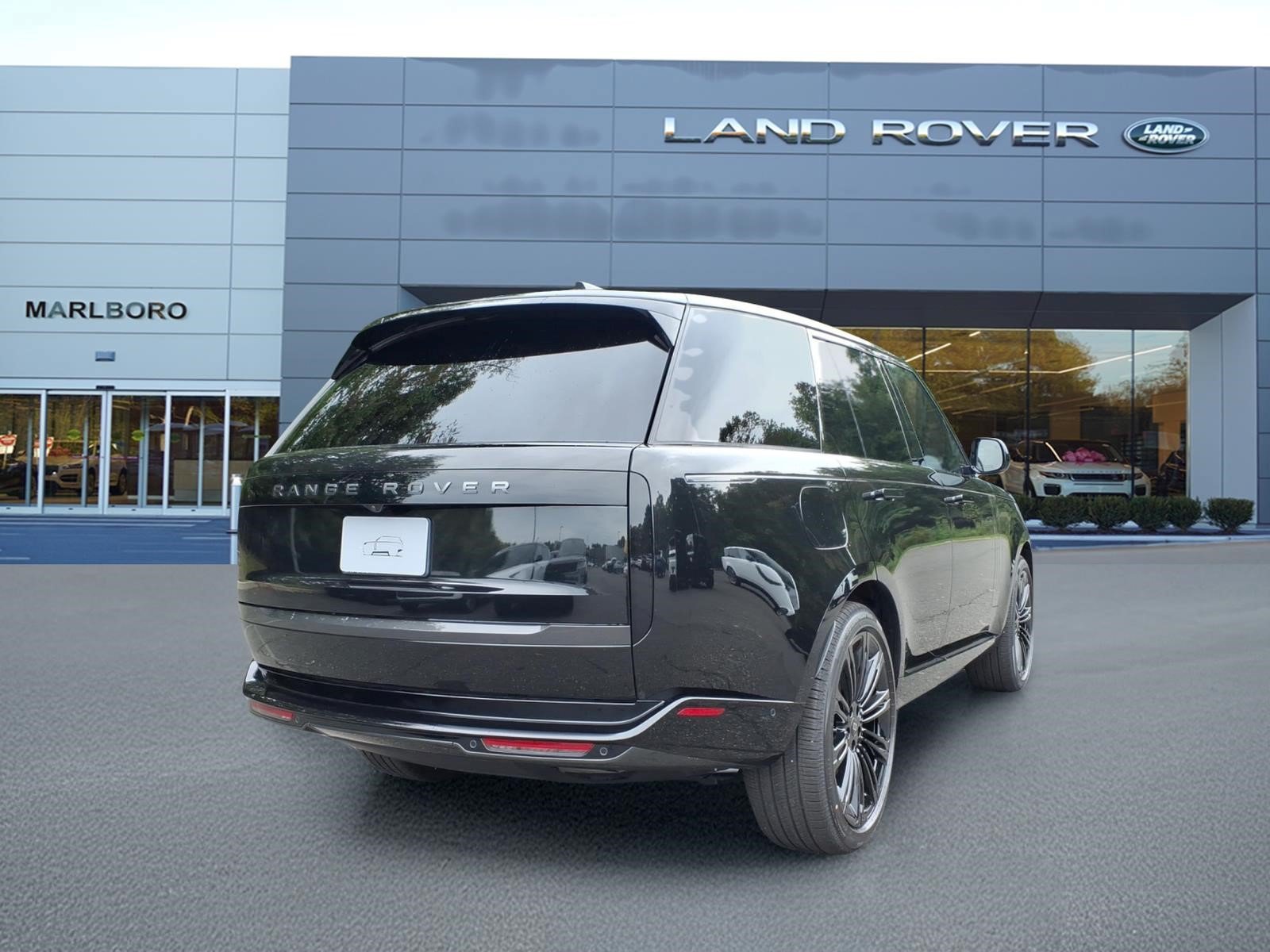 New 2027 Land Rover Range Rover SE AWD/4WD image 2