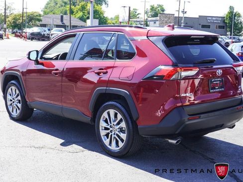 Used 2025 Toyota RAV4 XLE Premium w/ Weather Package AWD/4WD image 20