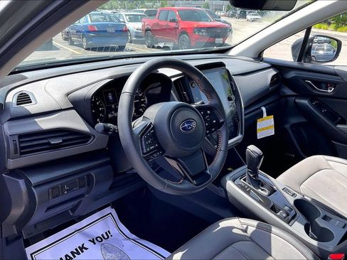 Used 2024 Subaru Crosstrek 2.5i Limited w/ Crosstrek Mirror Package AWD/4WD image 17