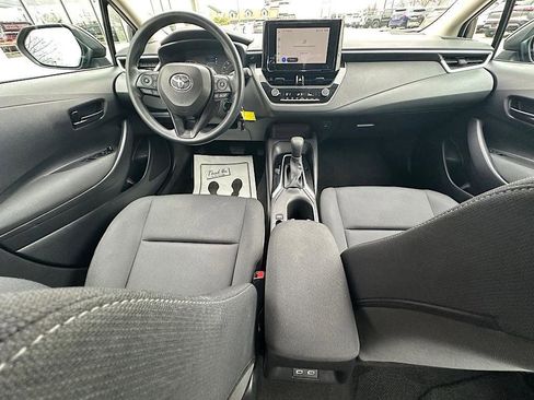 Certified 2025 Toyota Corolla LE FWD image 19