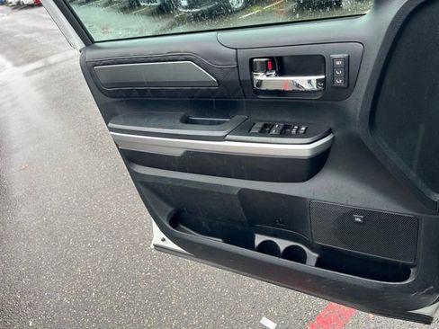 Used 2017 Toyota Tundra Platinum image 14