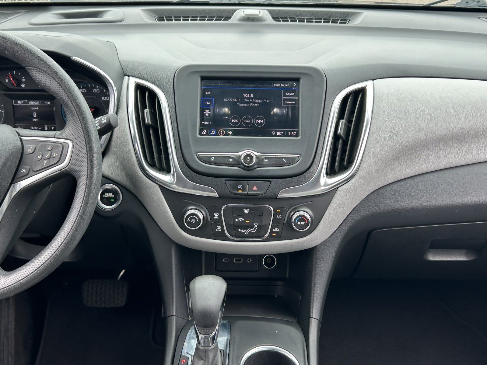 Used 2022 Chevrolet Equinox LS FWD image 18
