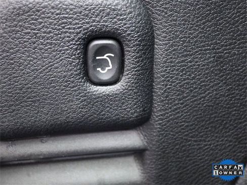 Used 2021 Jeep Grand Cherokee Laredo X image 16