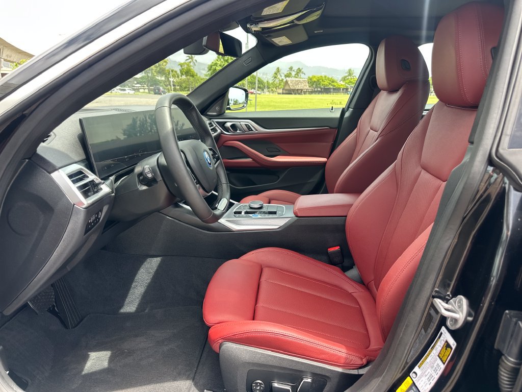 Used 2025 BMW i4 eDrive40 w/ Premium Package RWD image 13