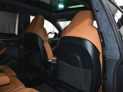 Used 2024 Audi RS Q8 w/ Black Optic Package image 81