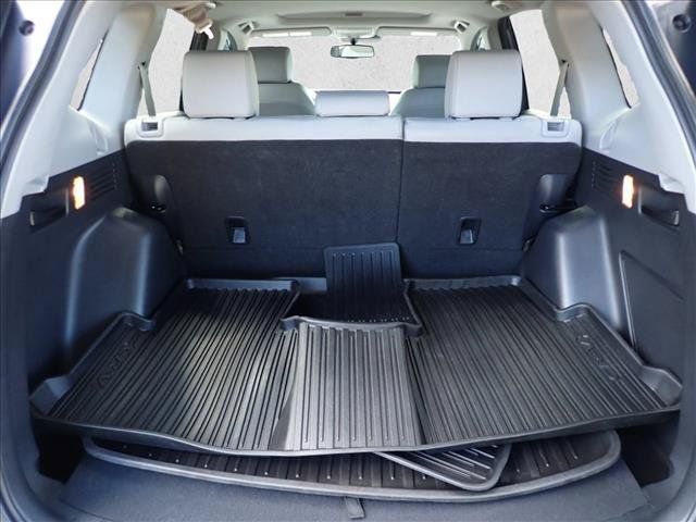 Used 2020 Honda CR-V Touring image 8