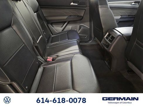 Used 2021 Volkswagen Atlas Cross Sport SE AWD/4WD image 20