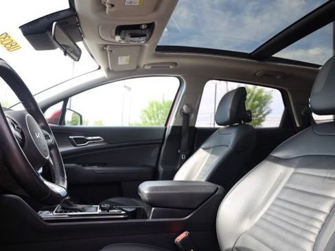 Used 2023 Kia Sportage SX FWD image 17